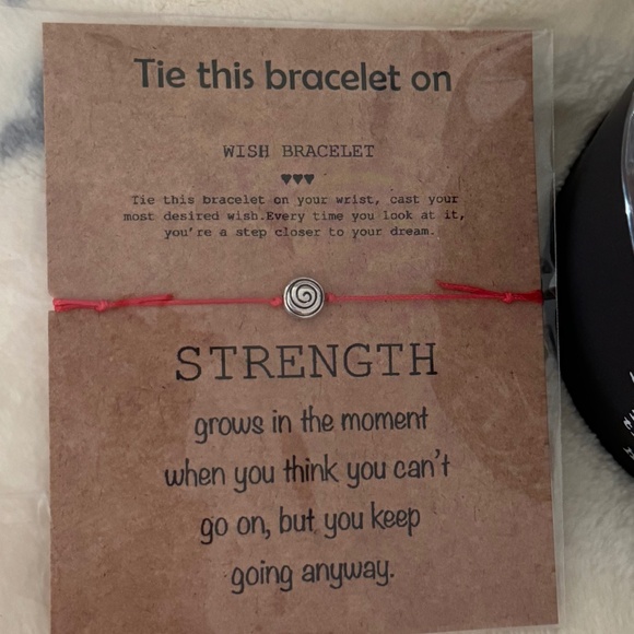 STRENGTH Lot x 2: Matte Black Glass Candle Primitives by Kathy Red Wish Bracelet - Picture 3 of 16